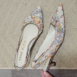 Anne Klein Snakeskin Sling-back Sandals Size 6.5M